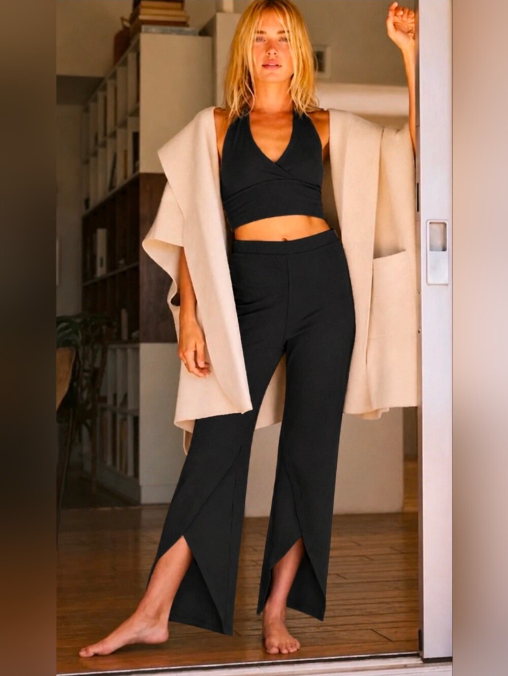 Free People FP Beach Free-Est The Vic Ribbed Tulip Hem Flare Pants Black M